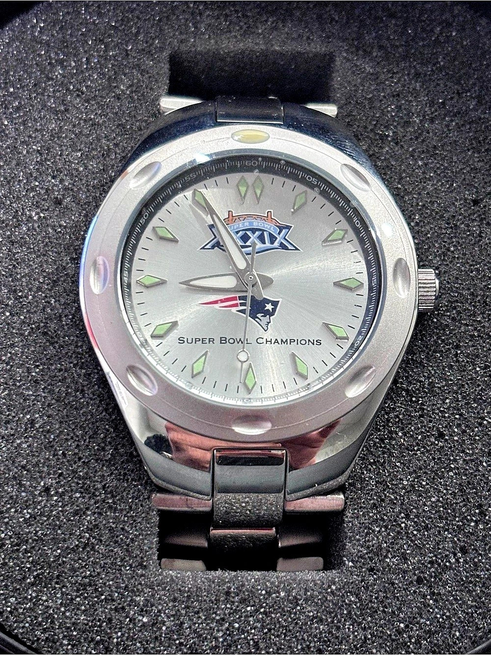 Super Bowl XXXVI 36Jacksonville Florida 2005 Patriots Limited Edition Watch New
